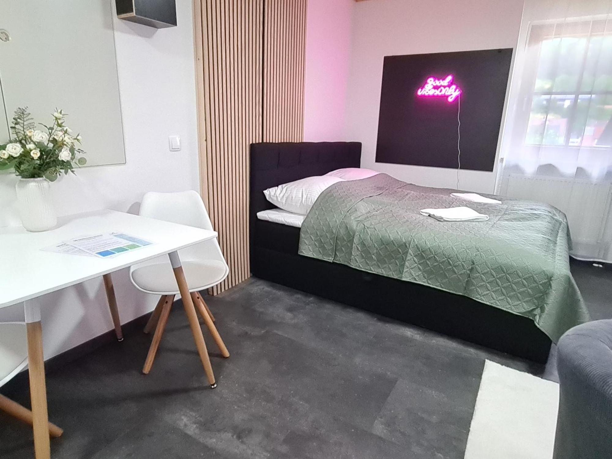 Theox No 11 Studio Apartment Fuer 2 Personen Heppenheim  Εξωτερικό φωτογραφία